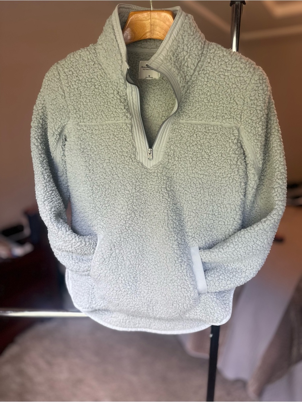 Abercrombie Fitch Soft AF Sherpa Quarter Zip Pullover Womens Medium Light Sage